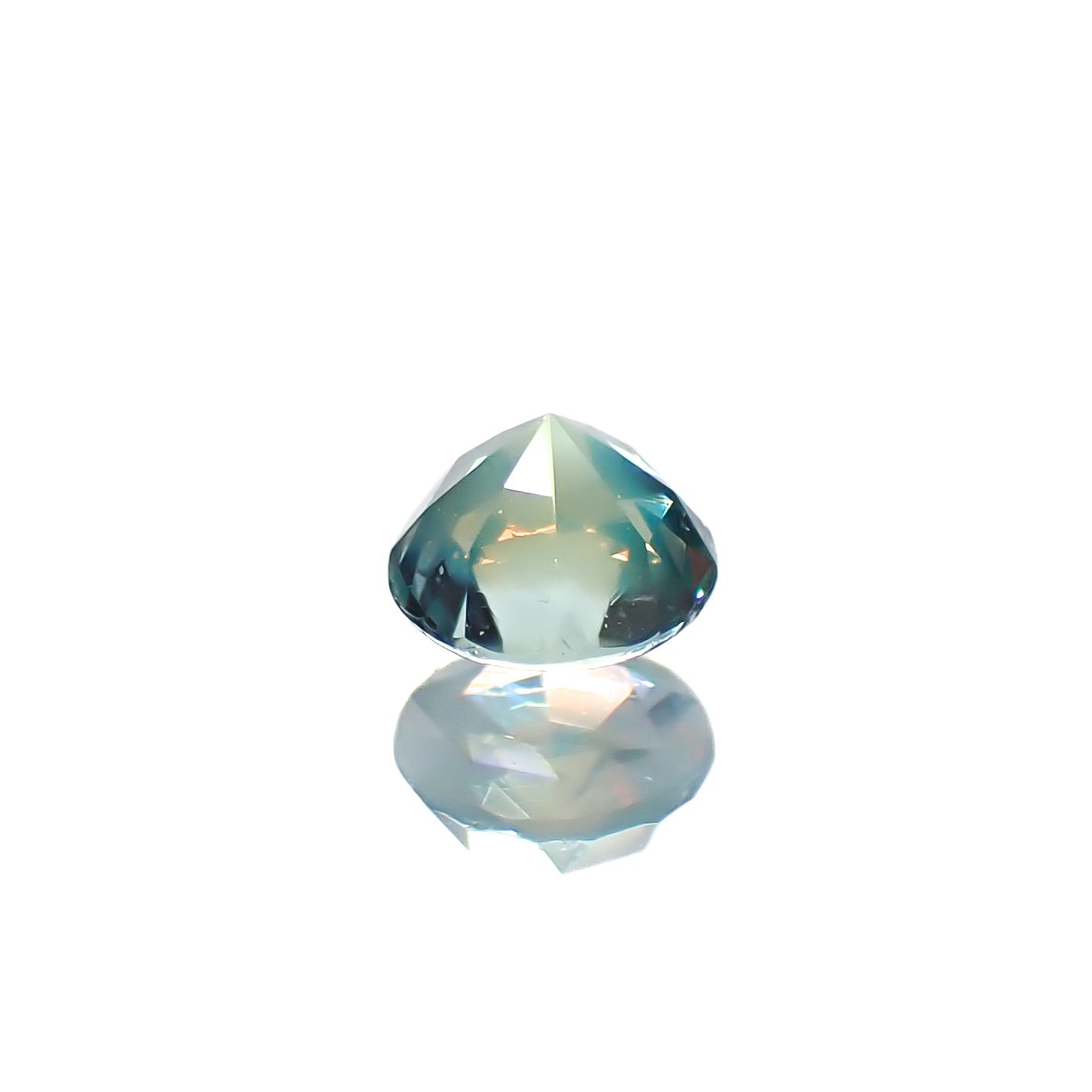 シルキーアレキサンドライト ブラジル・ミナスジェライス州ヘマチタ鉱山産 0.11ct [241129510]2.8x2.8mm前後
