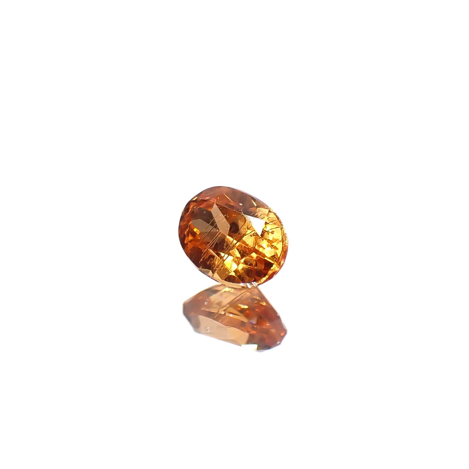 マンダリンガーネット マダガスカル産 0.19ct[240628226]3.5x2.7mm前後