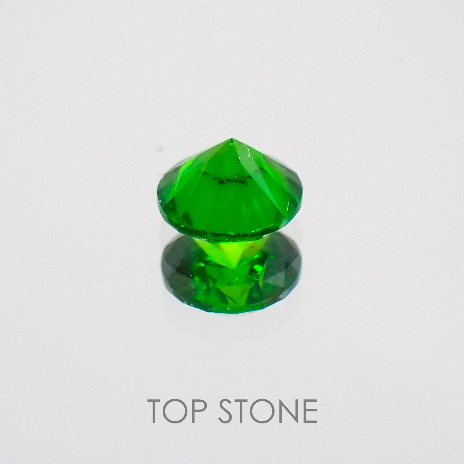 デマントイドガーネット ロシア産 ルース 0.37ct[210310247]4.2×4.2mm前後