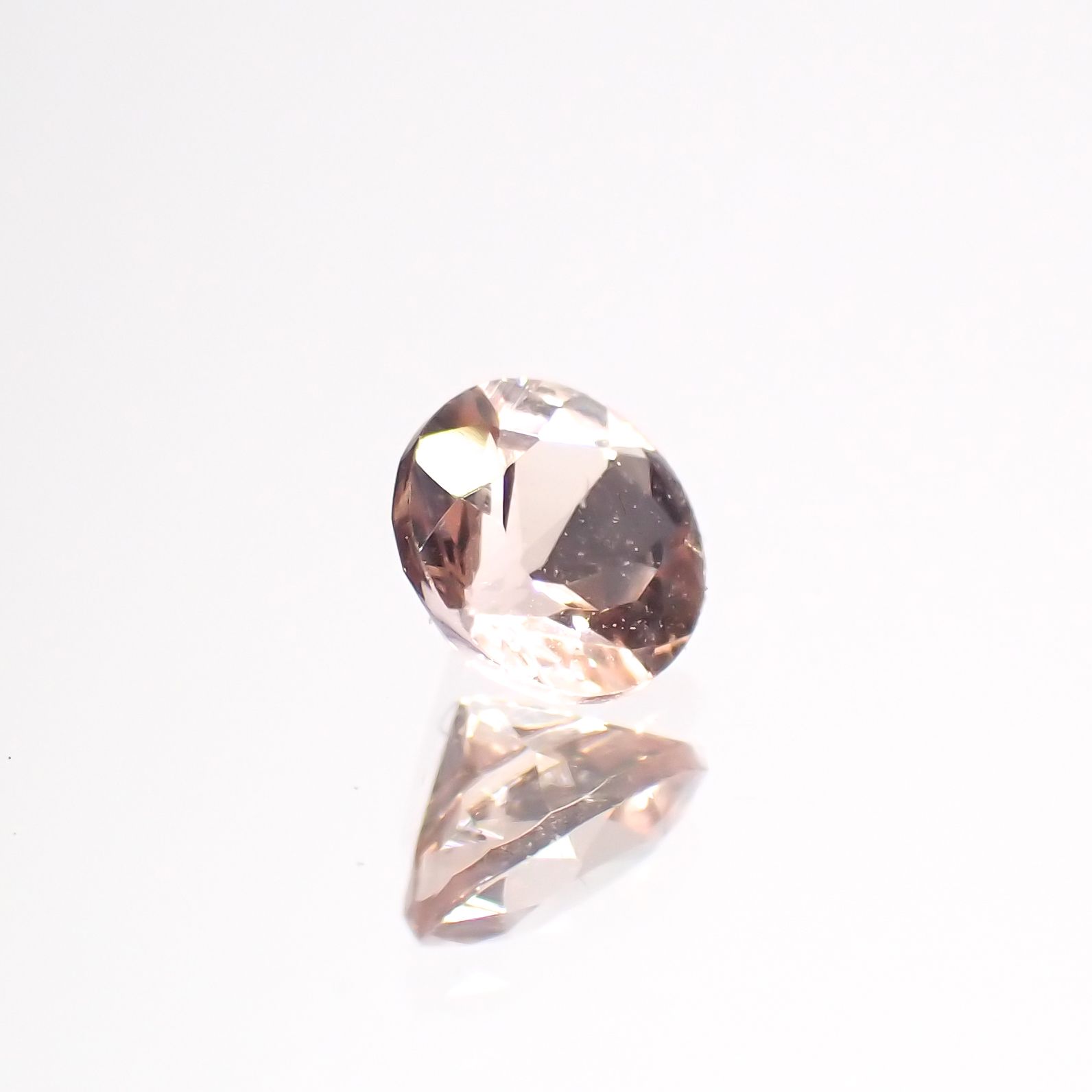 インペリアルトパーズ ブラジル産 0.20ct[230923513]3.5x3.5mm前後