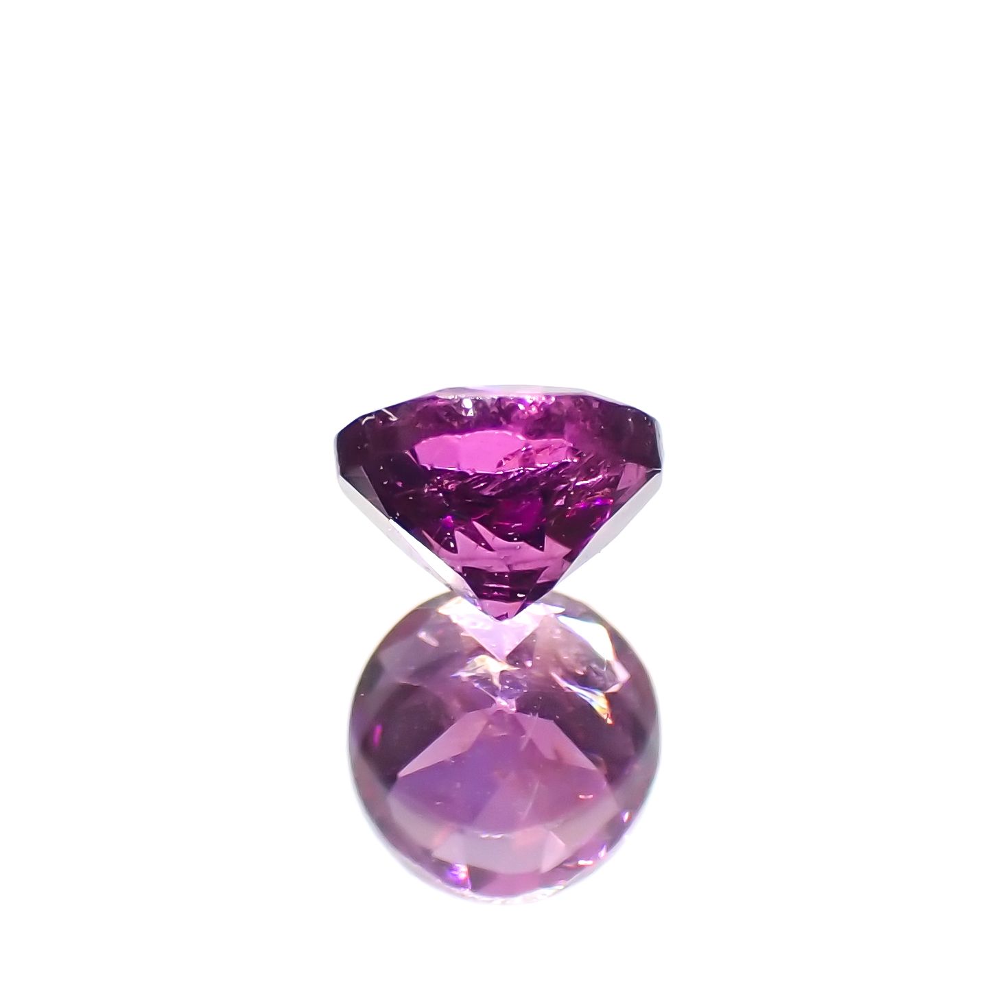マラヤガーネット(宝石名ガーネット)タンザニア産 0.35ct 識別済[230823052]4x4mm前後