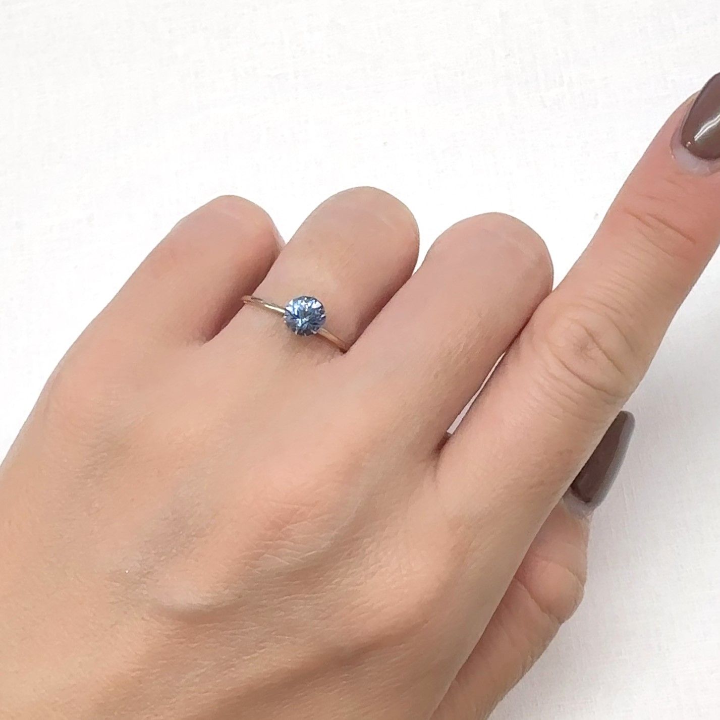 ◇カスタムカット◇バイカラータンザナイト 非加熱 タンザニア産 0.68ct [241029374]5.8x5.7mm前後
