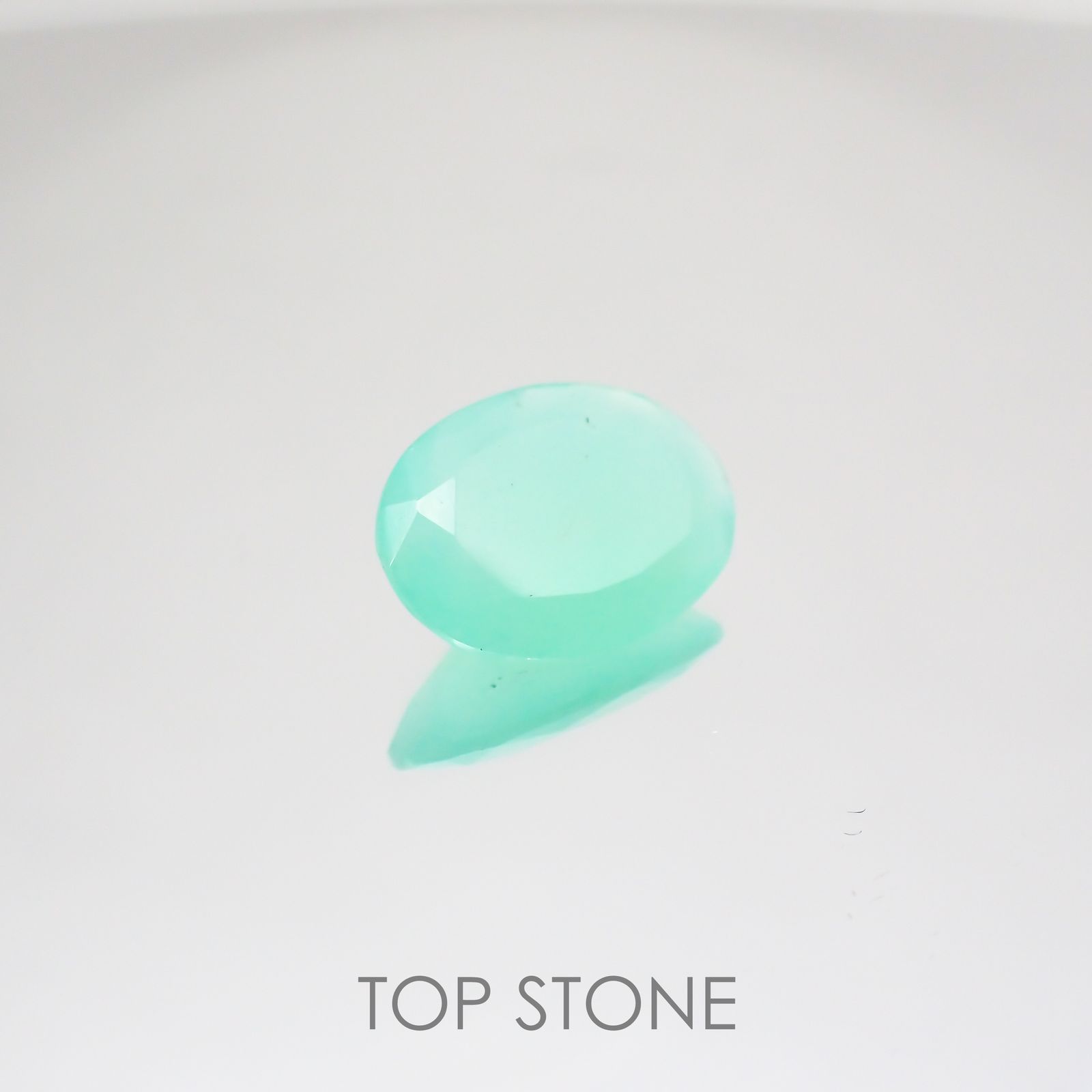 グリーンオパール(宝石名コモンオパール) 南アフリカ産 3.14ct 識別済[210510755]14×10mm前後
