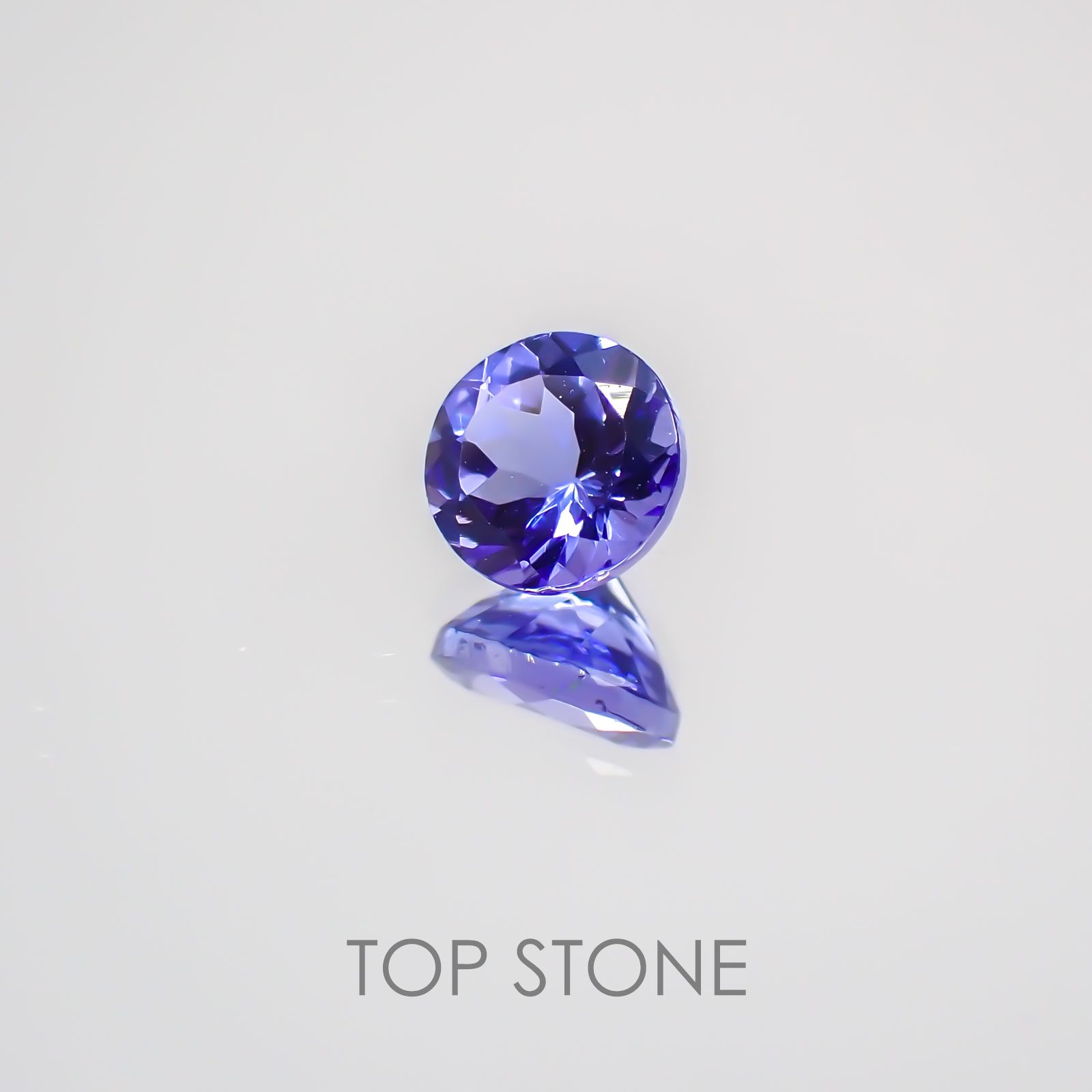 タンザナイト(宝石名タンザナイト) タンザニア産 0.56ct 識別済[210610072]5×4.9mm前後
