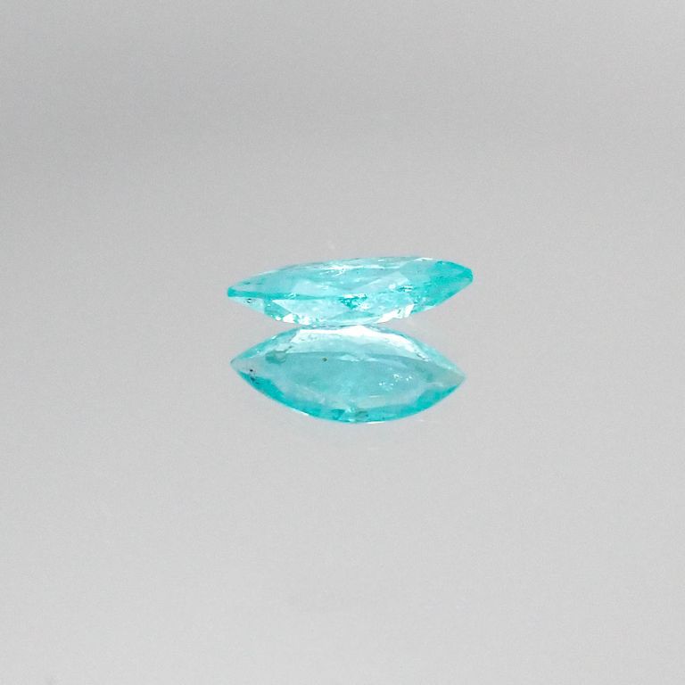 パライバトルマリン(宝石名トルマリン/別名パライバ・トルマリン) ブラジル・キントス鉱山産 0.331ct ソ付(宝貴協)[20052696]7.6×3.6mm前後