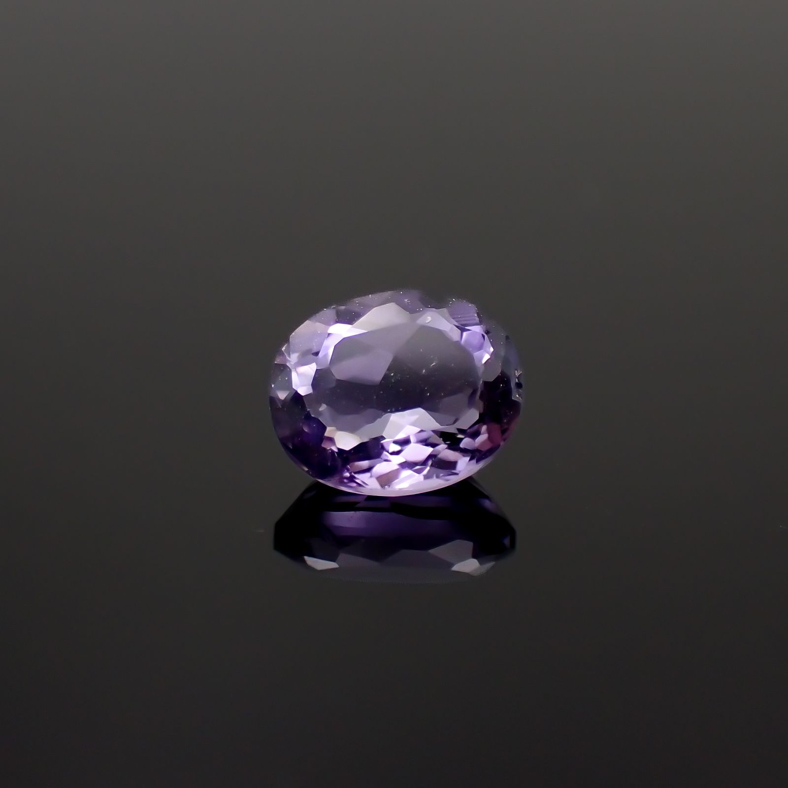 マリアライト(宝石名スキャポライト)スリランカ産 0.53ct 識別済[230421681]5.9x4.9mm前後