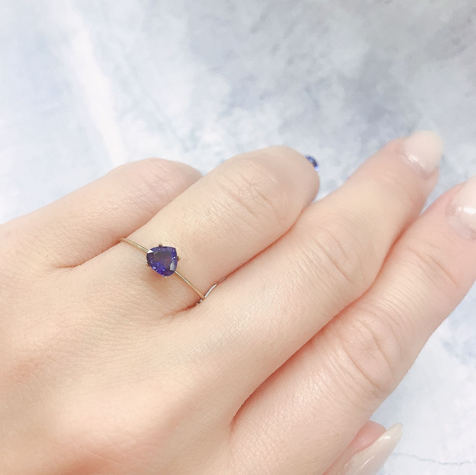 バイカラーサファイア(宝石名サファイア)タンザニア産 0.45ct 識別済[220616192]4.5x4.9mm前後