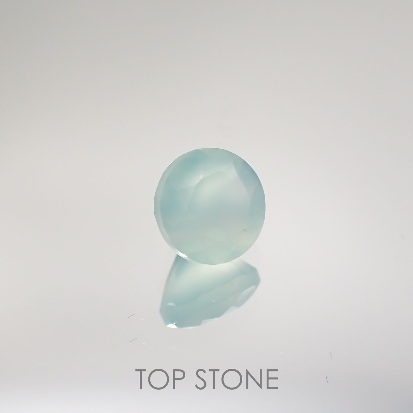 アクアプレーズ(宝石名ブルー グリーン・カルセドニー) 南アフリカ産 1.01ct 識別済[210812350]6.2×6.2mm前後