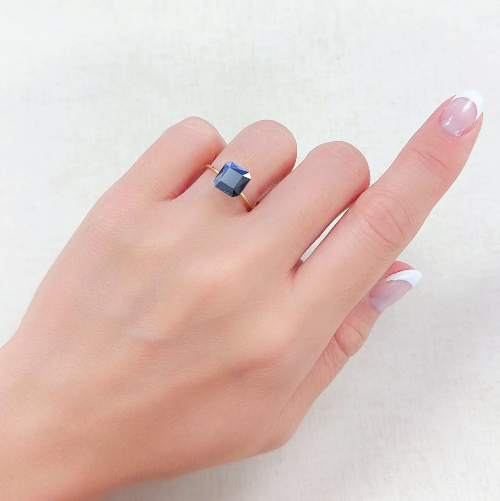 キュープライト(宝石名キュプライト)ナミビア産 3.437ct ソ付(日独)[230722993]7.86x7.84mm前後