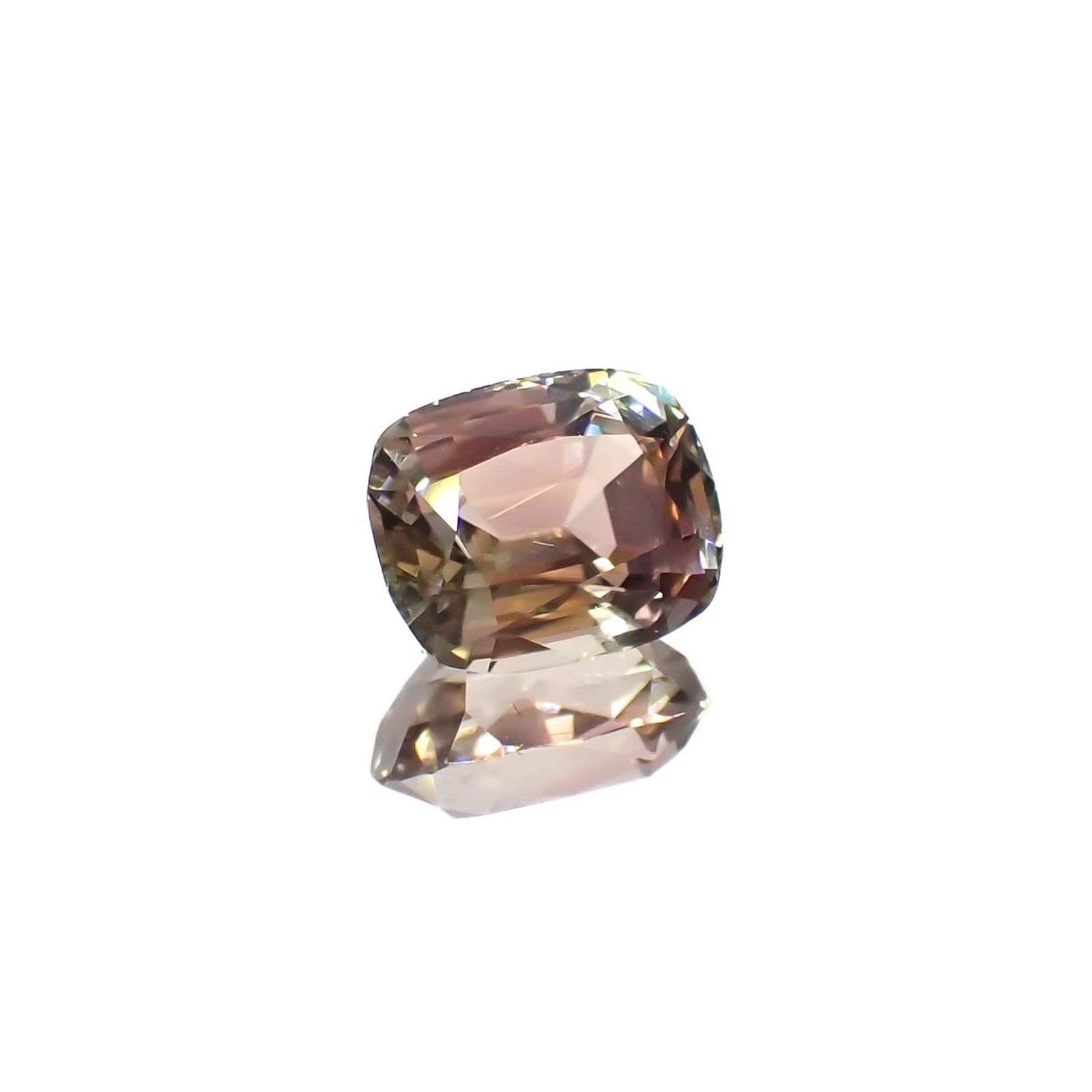 バイカラートルマリン(宝石名トルマリン)ルワンダ産 1.74ct 識別済[221119007]7.8x6.4mm前後