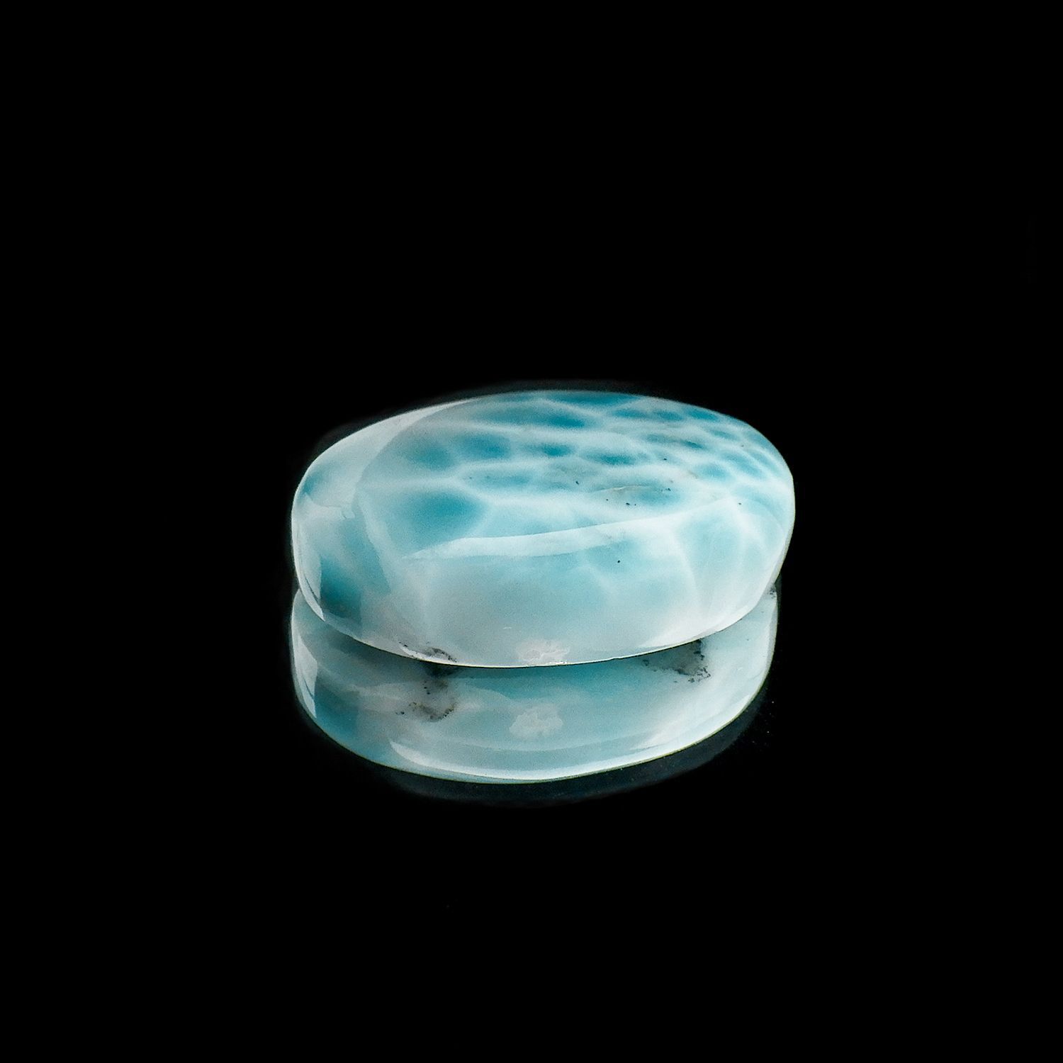 ラリマー(宝石名ブルー・ペクトライト) ドミニカ共和国産 24.88ct 識別済[240212103]23.2×16.5mm前後