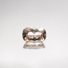 カラーチェンジ ダイアスポア(宝石名ダイアスポア カラーチェンジ・タイプ) トルコ産 1.777ct ソ付[210711632]8.7×5.9mm前後