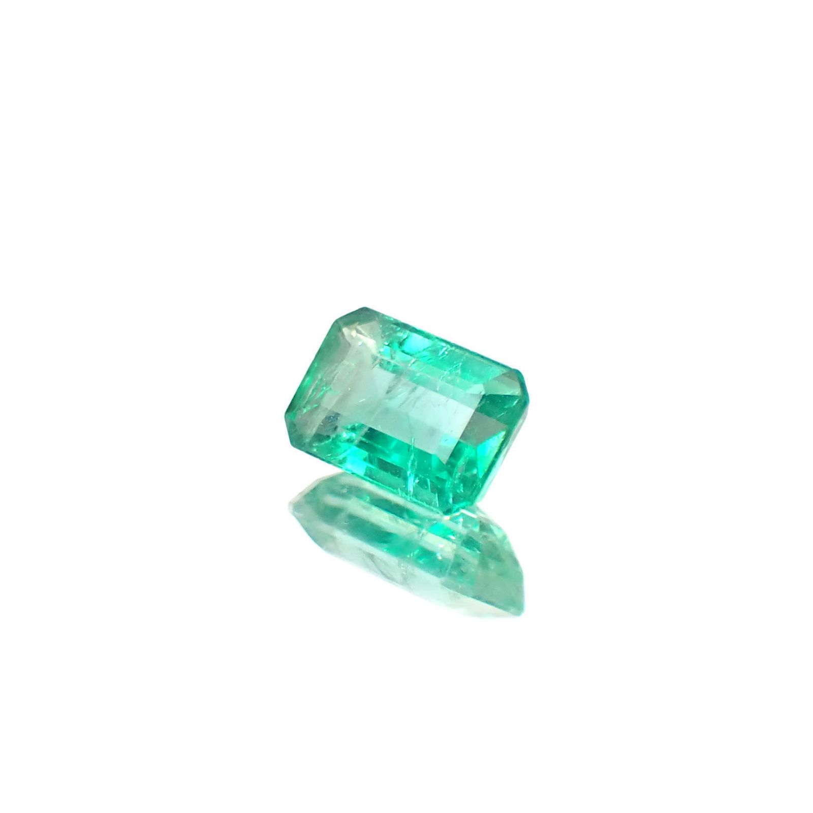 エメラルド ザンビア産 0.53ct [250430228]6x3.9mm前後