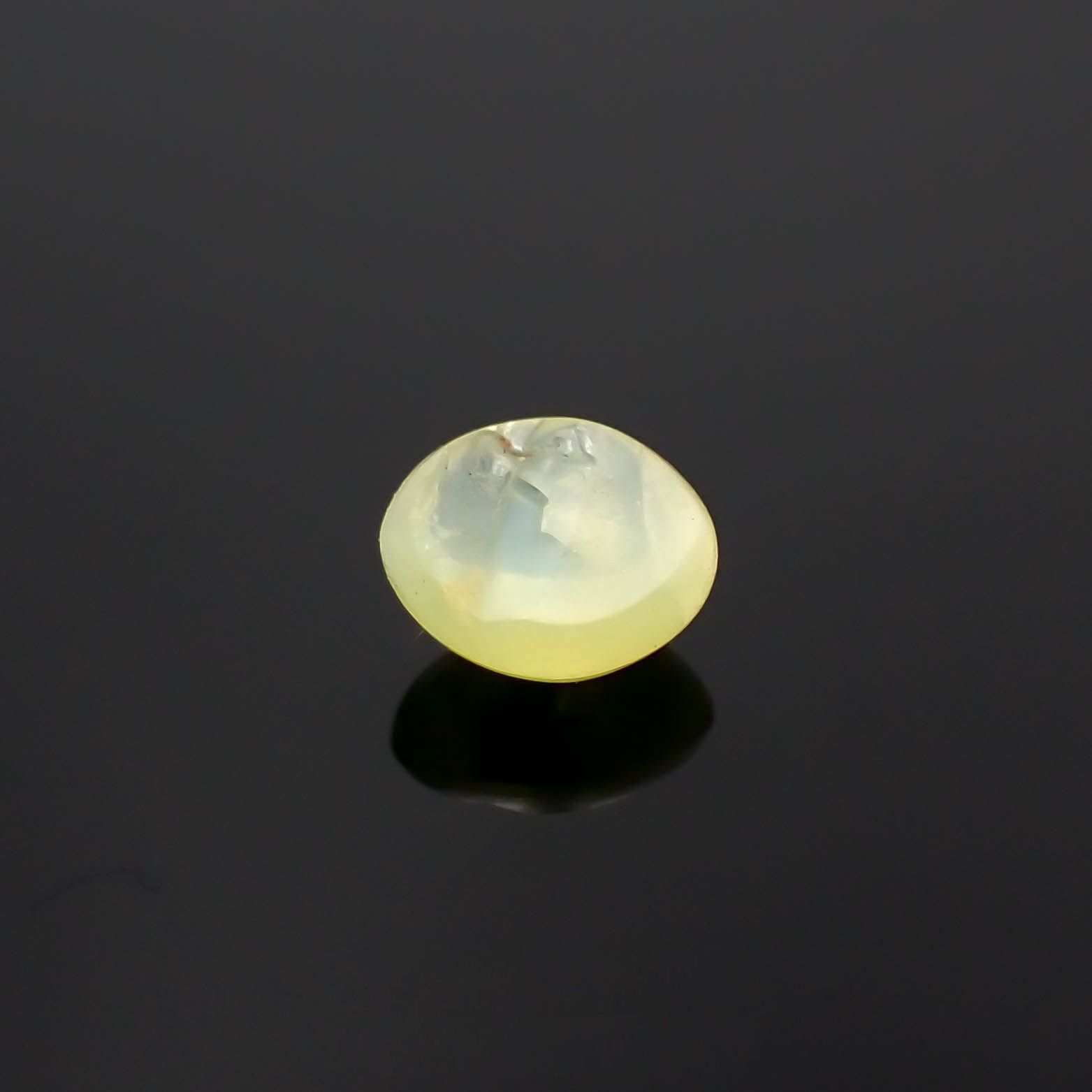 クリソベリルキャッツアイ スリランカ産 0.37ct[230119795]4.2x4.2mm前後