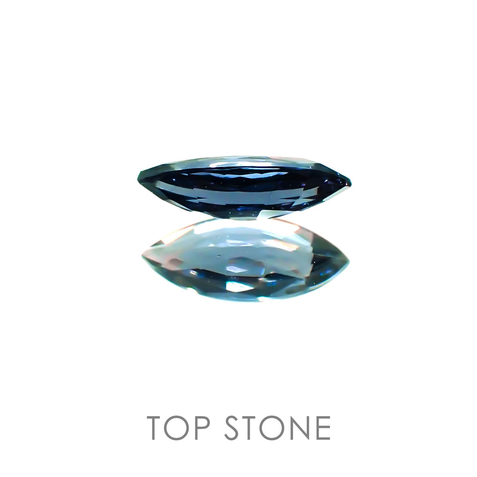 カラーチェンジガーネット(アレキタイプ) マダガスカル・ベキリー産 ルース 0.66ct[210310162]8.6×3.7mm前後