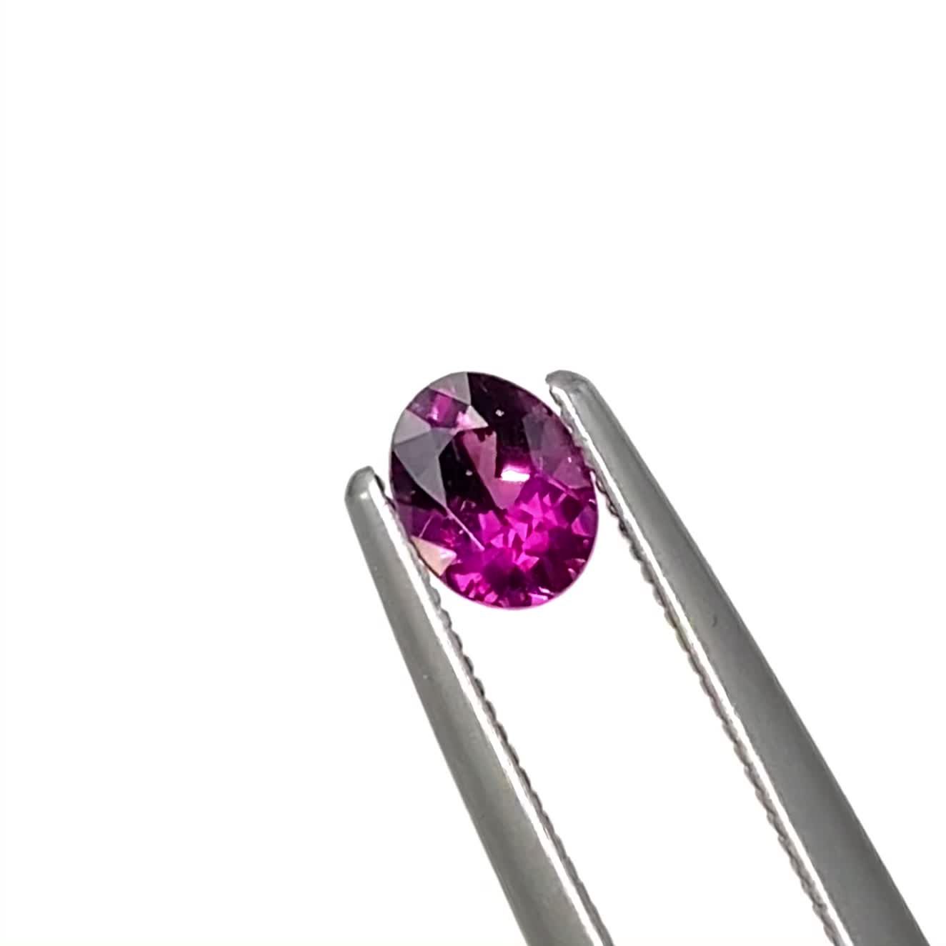 グレープガーネット(宝石名ガーネット)ブラジル産 0.41ct 識別済