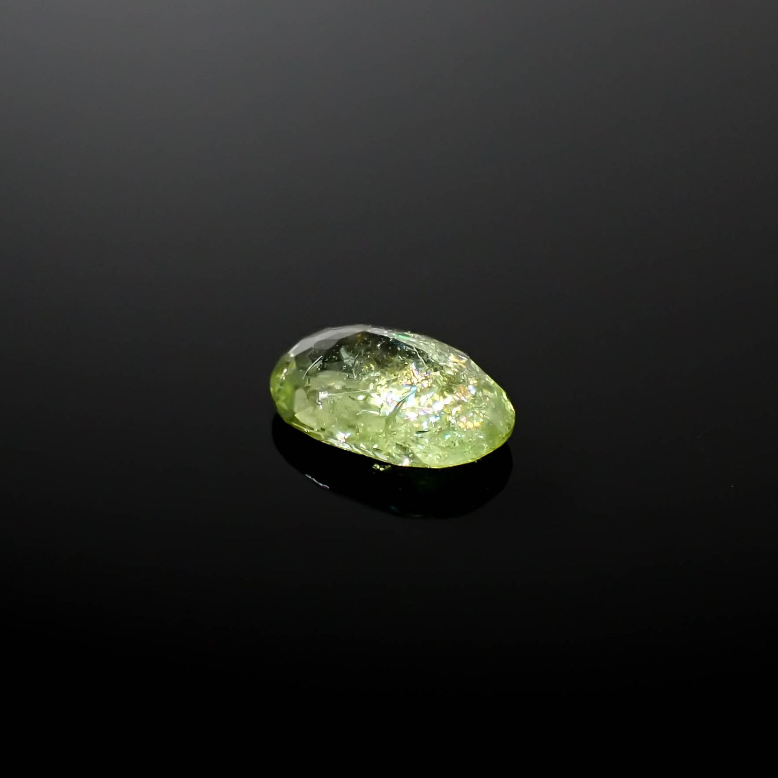イリデッセンスクロムトルマリン ケニア産 0.83ct[240928936]7.6x5mm前後