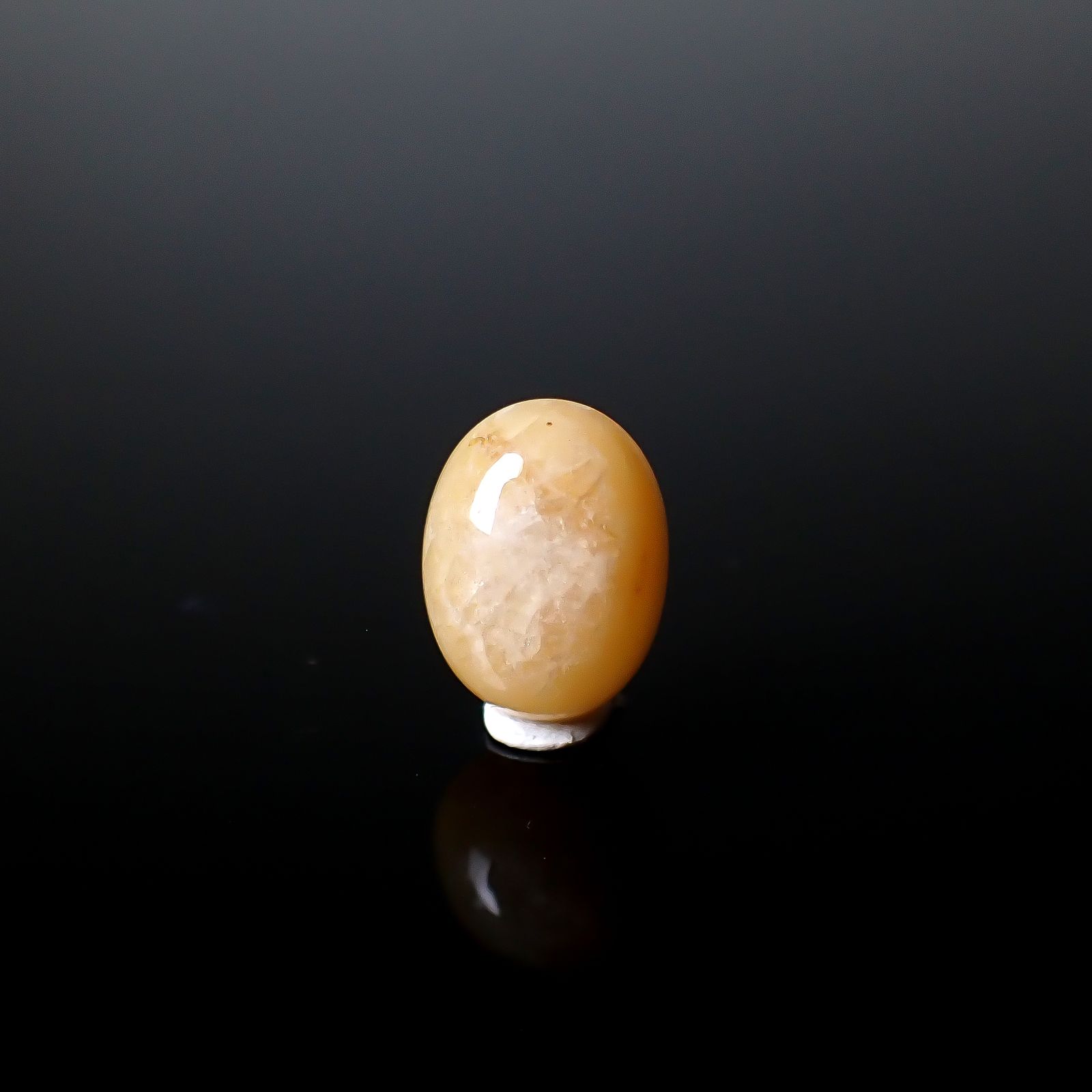 北海道石(北海道オパール) 北海道河東郡鹿追町然別産 2.86ct [250630533]10.9x8.2mm前後