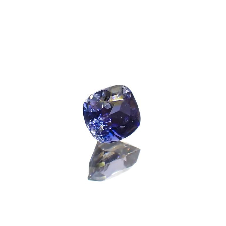 デュモルチェライト(宝石名デュモルチェライト)マダガスカル産 0.191ct ソ付(彩珠)[221219721]3.4x3.1mm前後