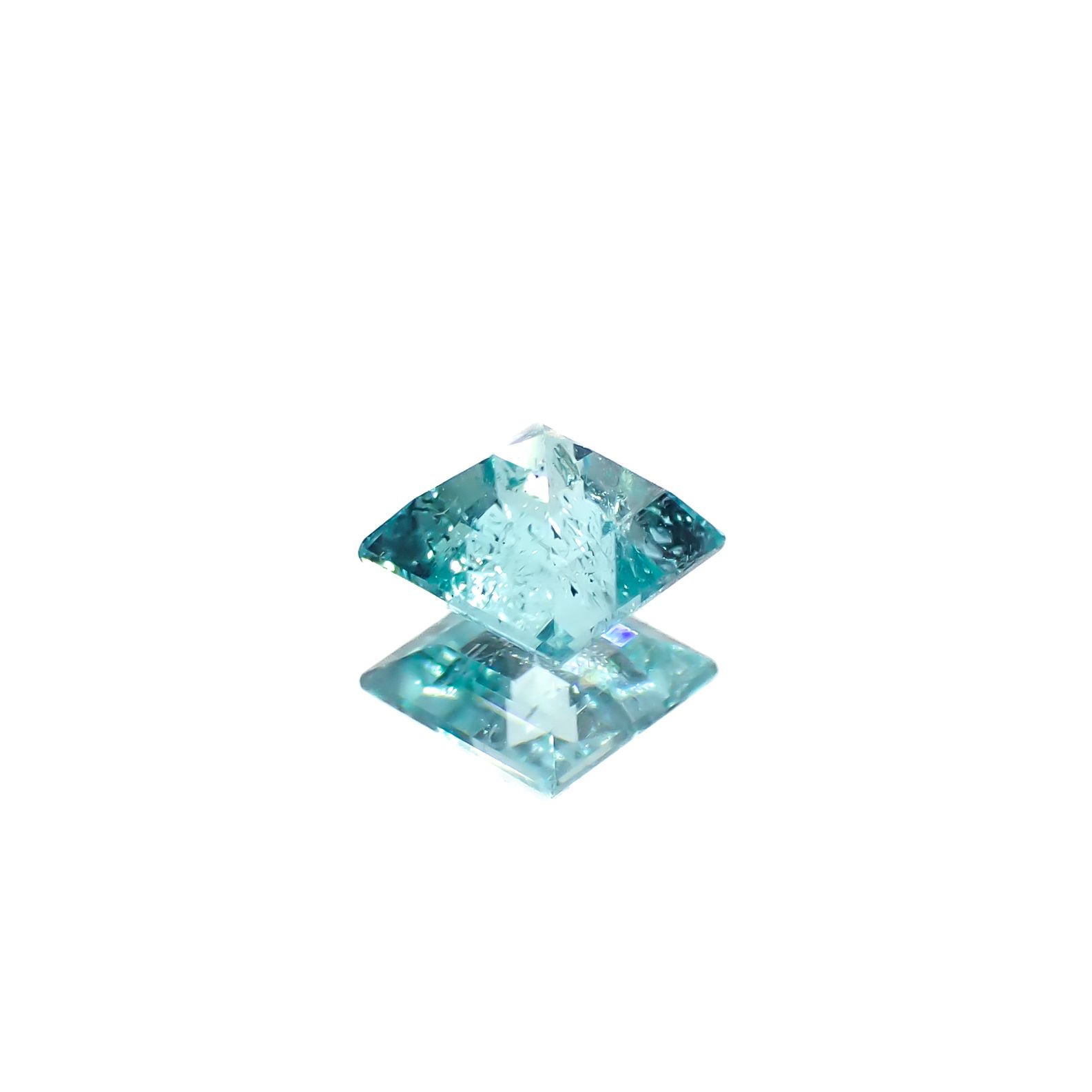 パライバトルマリン ブラジル・キントス鉱山産 0.35ct[240928723]4x3.9mm前後