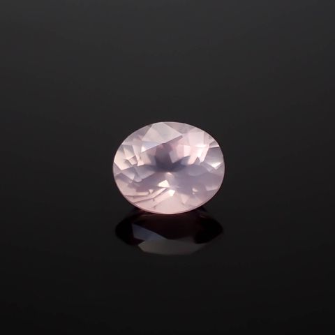 ローズクォーツ(宝石名ローズ・クォーツ)マダガスカル産 0.50ct 識別済[250330026]5.6x4.7mm前後
