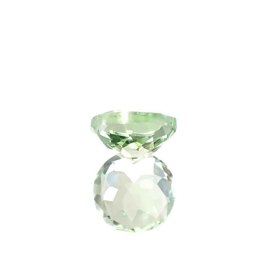 ミントガーネット タンザニア産 0.57ct [241229609]5x5mm前後