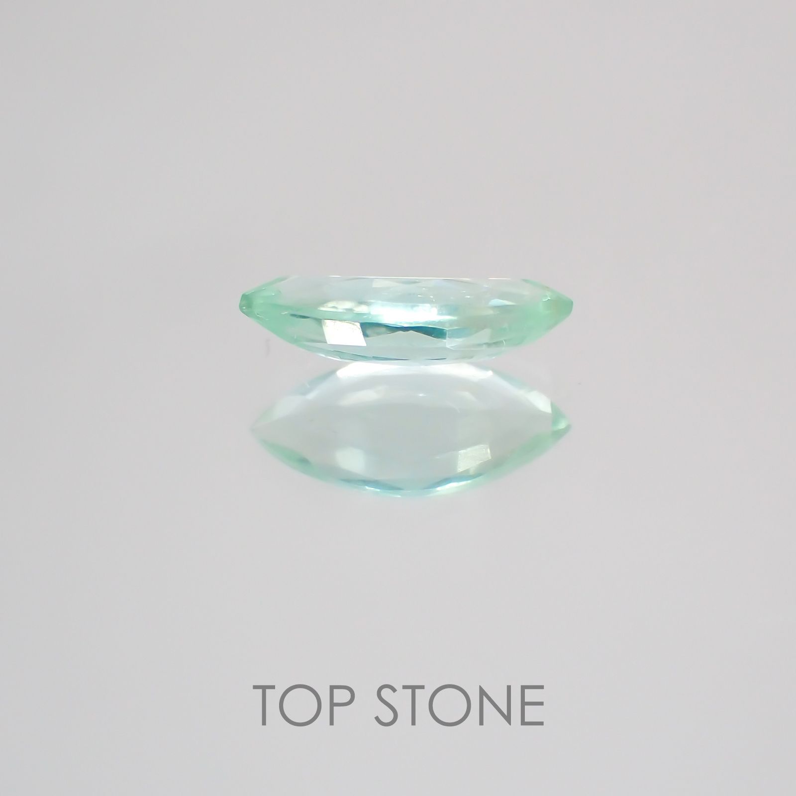 ミントベリル(宝石名グリーン・ベリル) ブラジル産 0.48ct 識別済[21069827]8.5×4.2mm前後