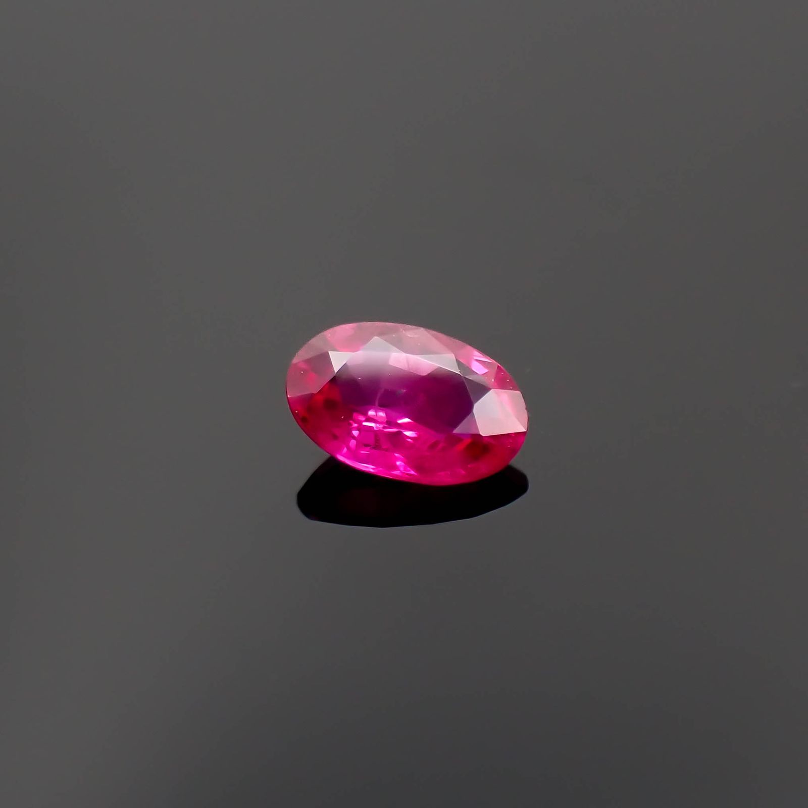 ルビー ビルマ産 0.46ct[230622347]6x4mm前後