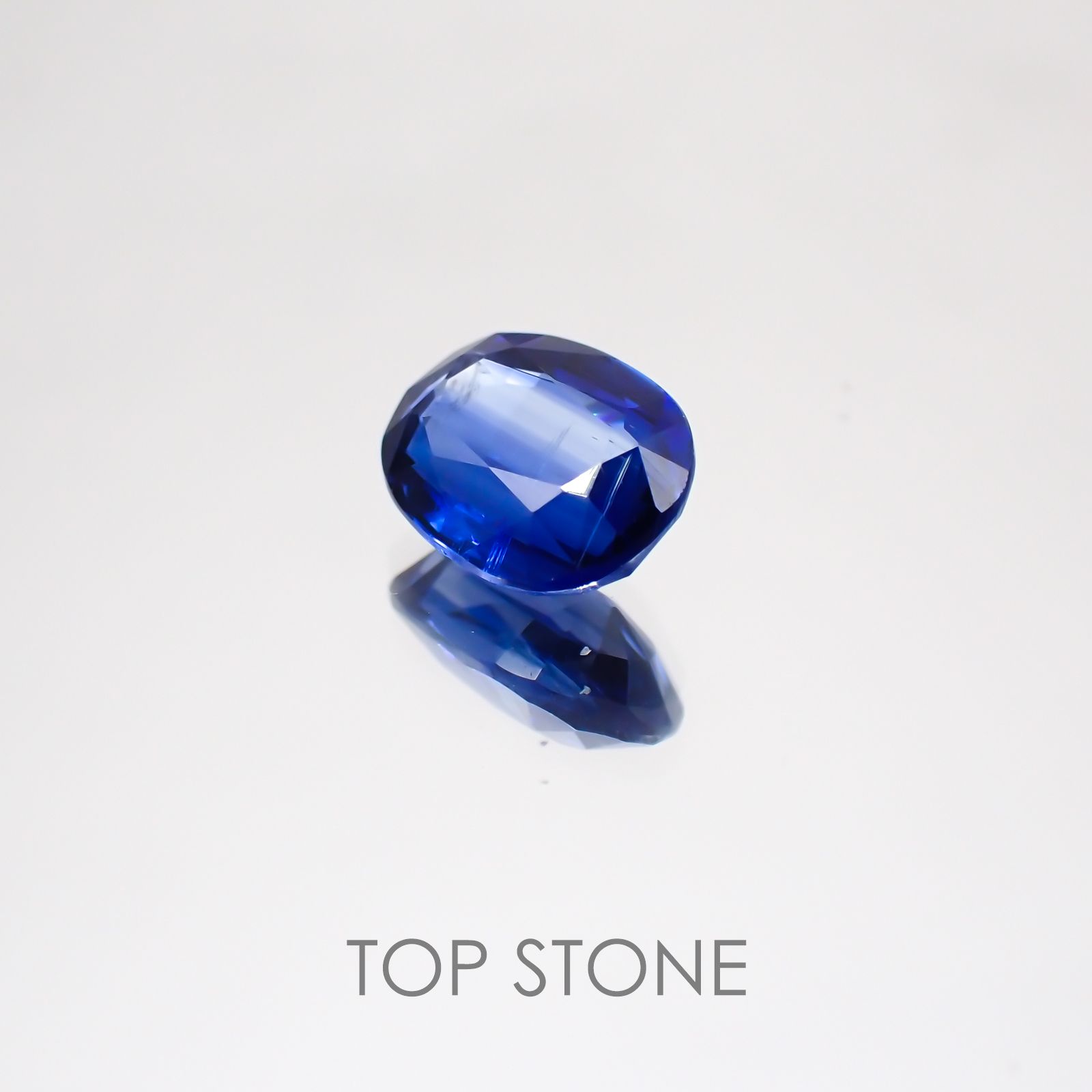 カイヤナイト(宝石名カイヤナイト) ネパール産 1.57ct 識別済[20052602]7.9×6mm前後