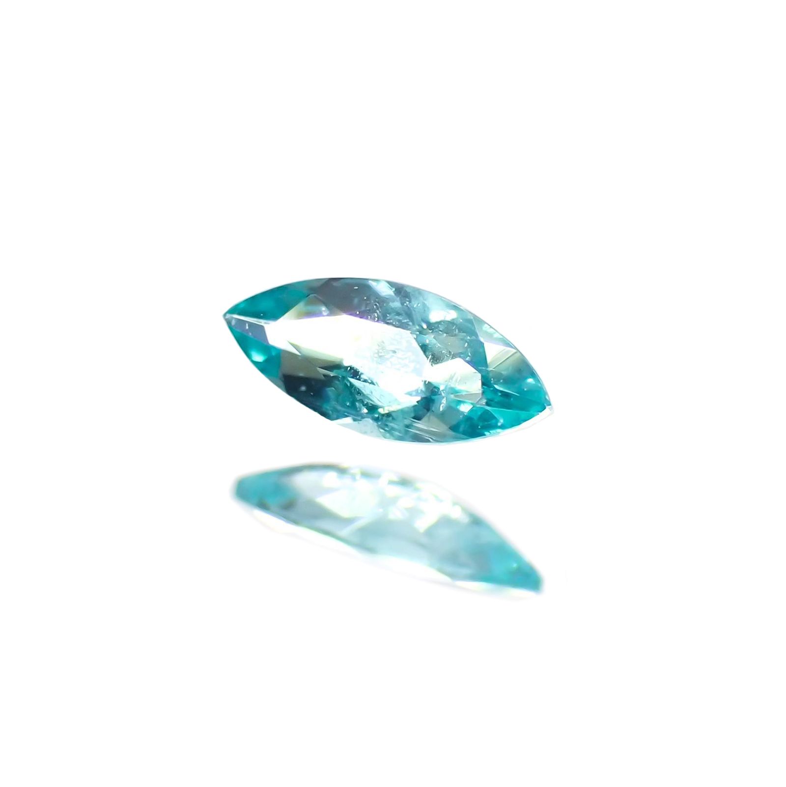 パライバトルマリン(宝石名トルマリン/別名パライバ・トルマリン) ブラジル産 識別済 0.059ct / 4.4×2mm前後 [260110626]