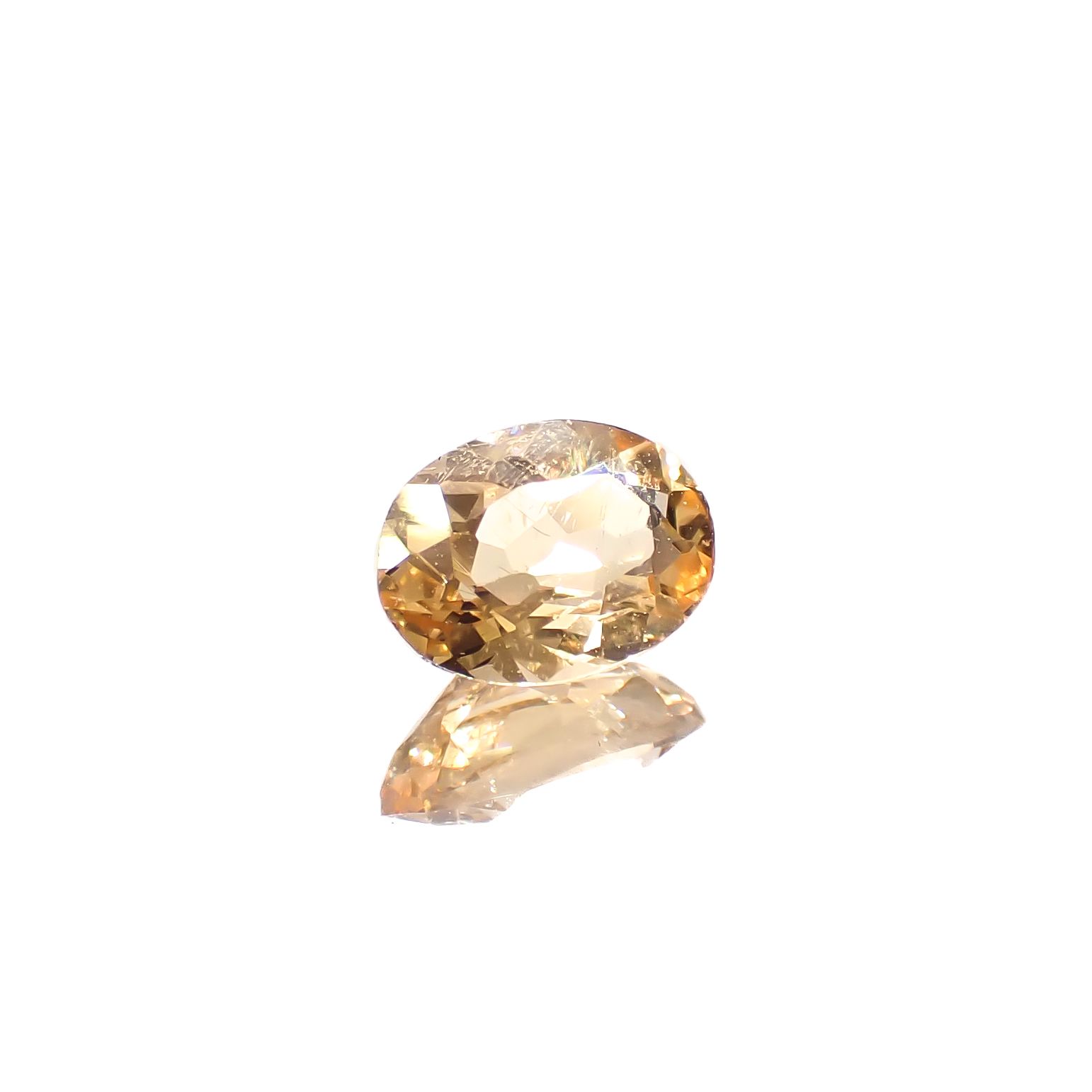 インペリアルトパーズ(宝石名トパーズ)ブラジル産 0.59ct 識別済