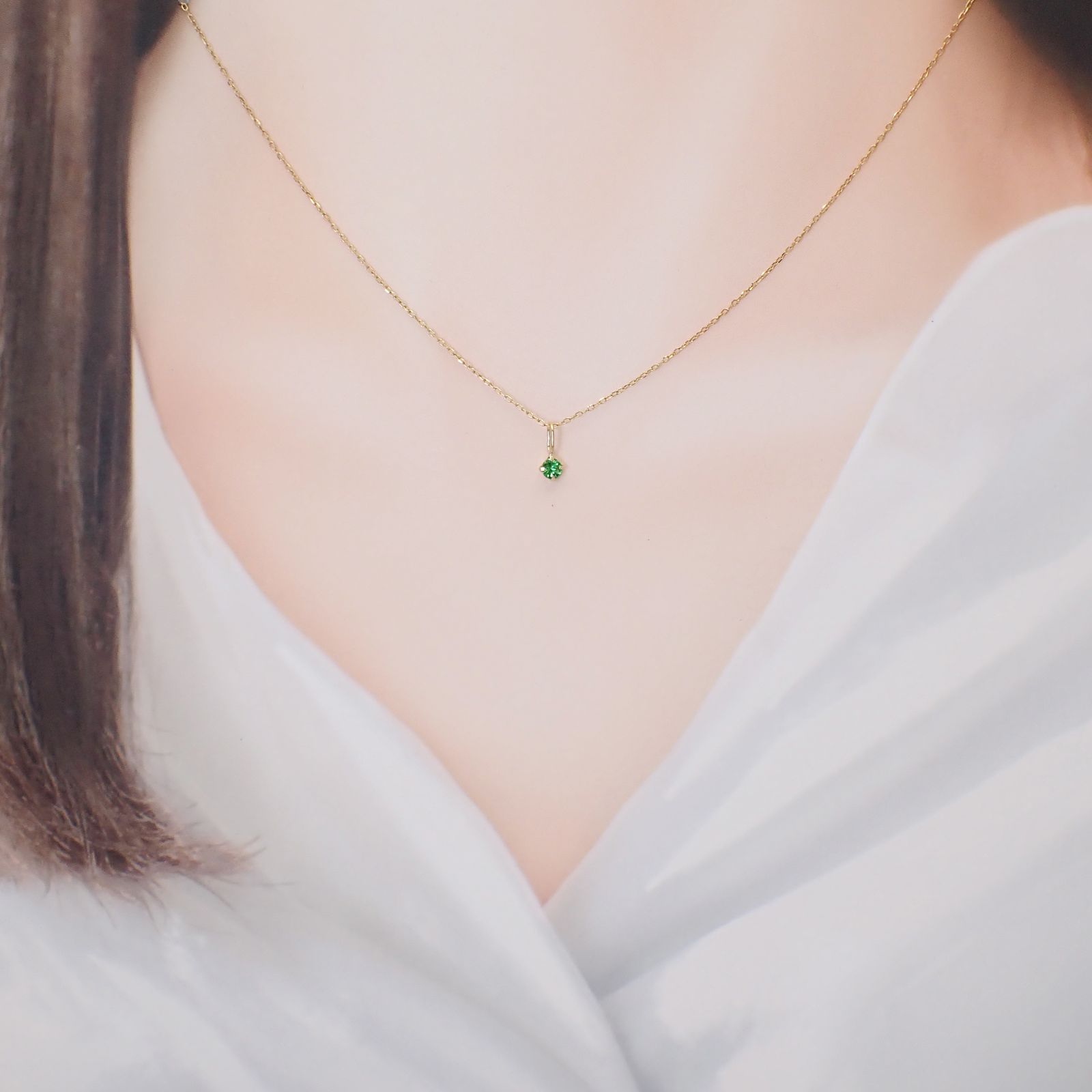 ◇K18 Petitデザイン限定品◇一粒石ジュエリー | ツァボライト 3mm [チャーム/ペンダントトップ※チェーン別売り]