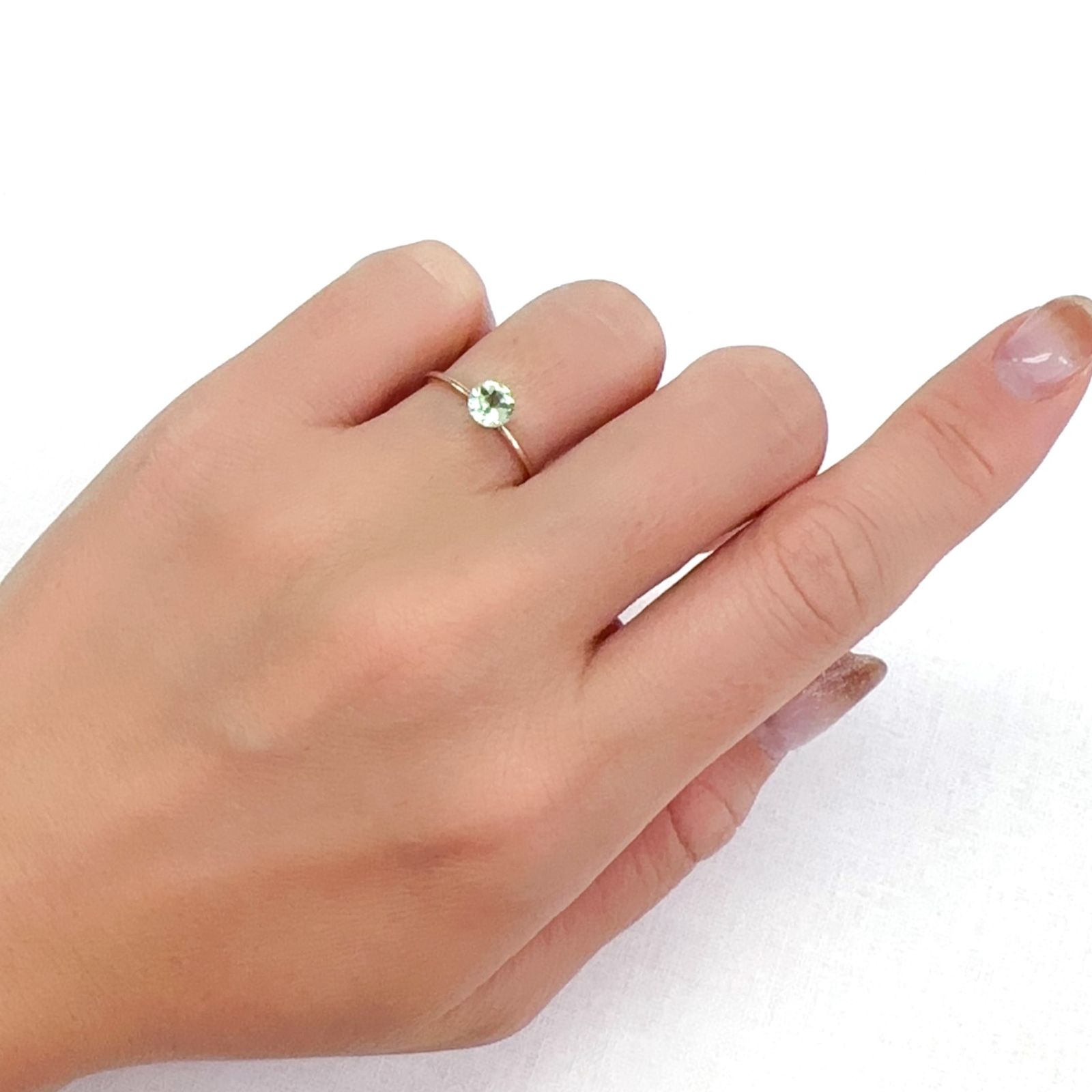 ミントガーネット タンザニア産 0.48ct[231023721]5.1x5mm前後