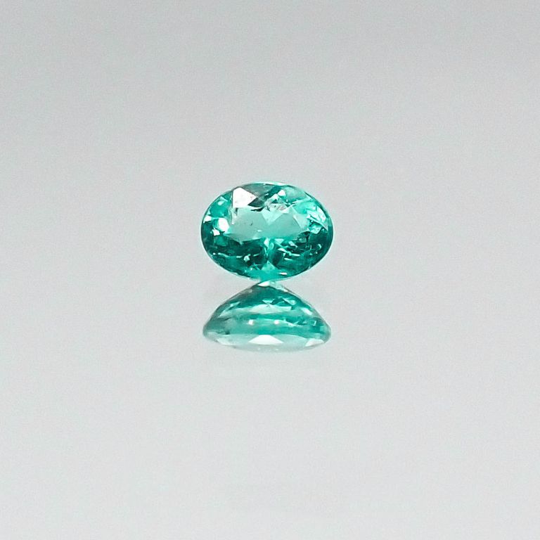 パライバトルマリン(宝石名トルマリン/別名パライバ・トルマリン) ブラジル産 0.109ct ソ付(宝貴協)[20052690]3.4×2.6mm前後