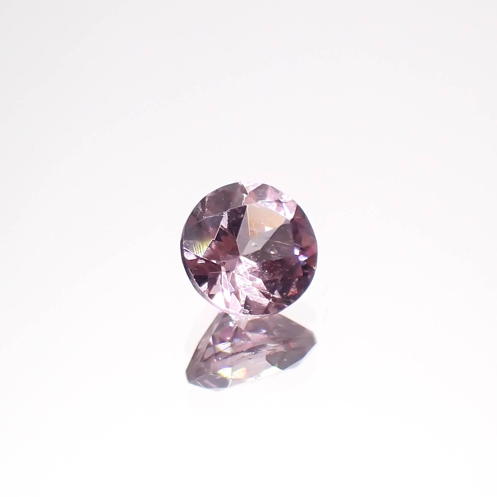 ドラゴンガーネット タンザニア産 0.42ct[230722960]4.4x4.4mm前後