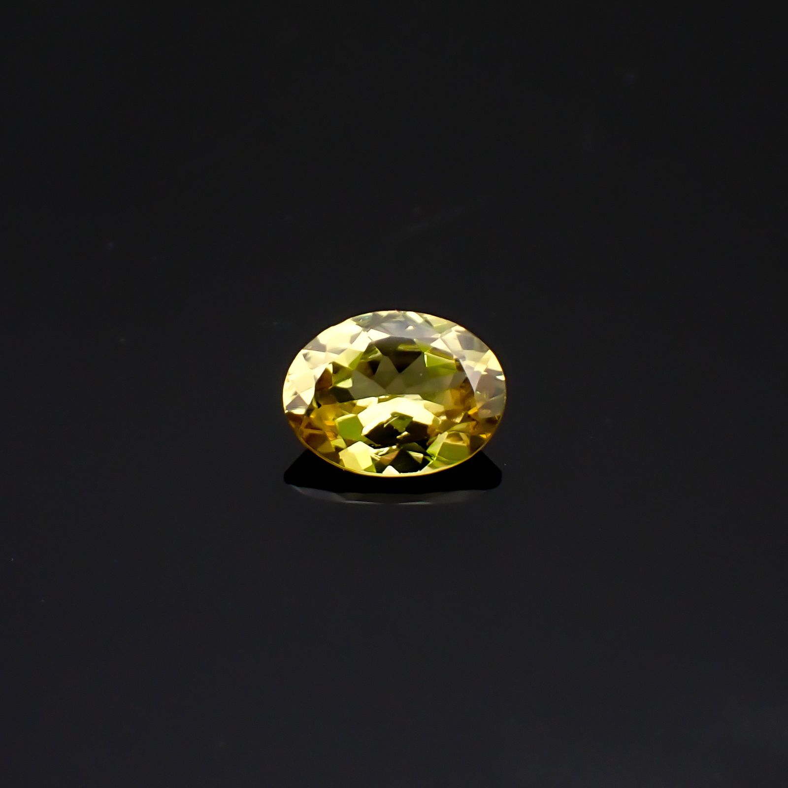 マリガーネット マリ共和国産 1.24ct / 8x6mm前後 [260732545]