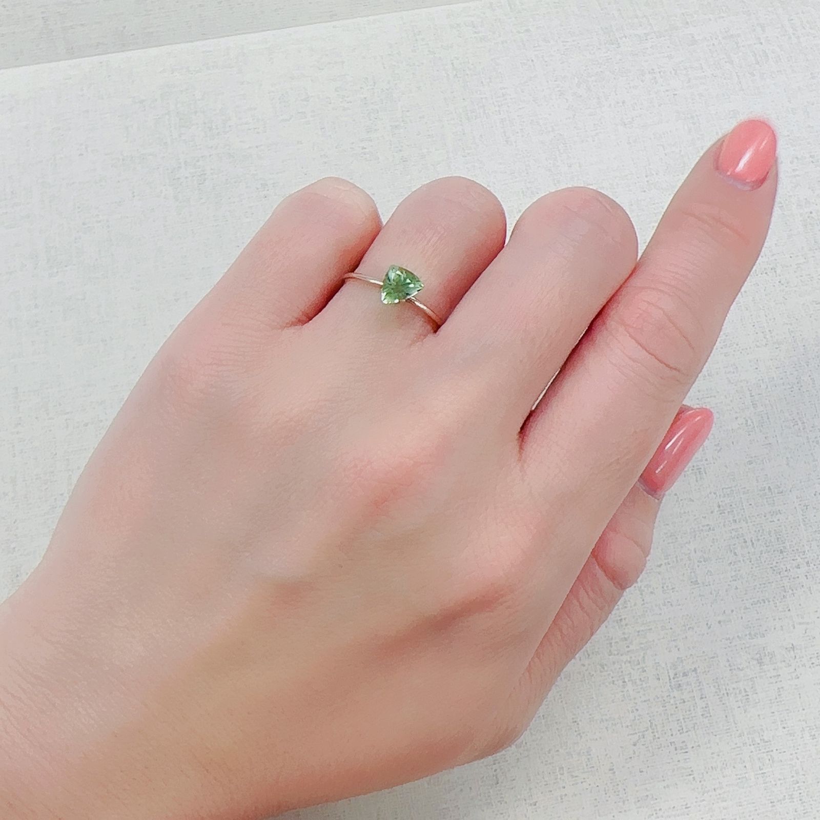 ミントトルマリン(宝石名トルマリン)アフガニスタン産 0.83ct 識別済[230320977]5.4x6.5mm前後