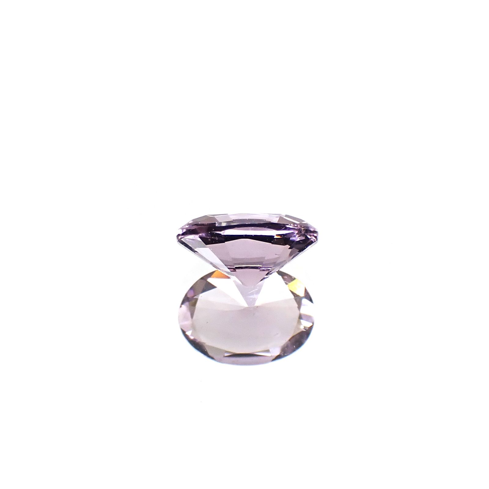 マリアライト(宝石名スキャポライト)スリランカ産 0.42ct 識別済[250330052]6.1x4.4mm前後