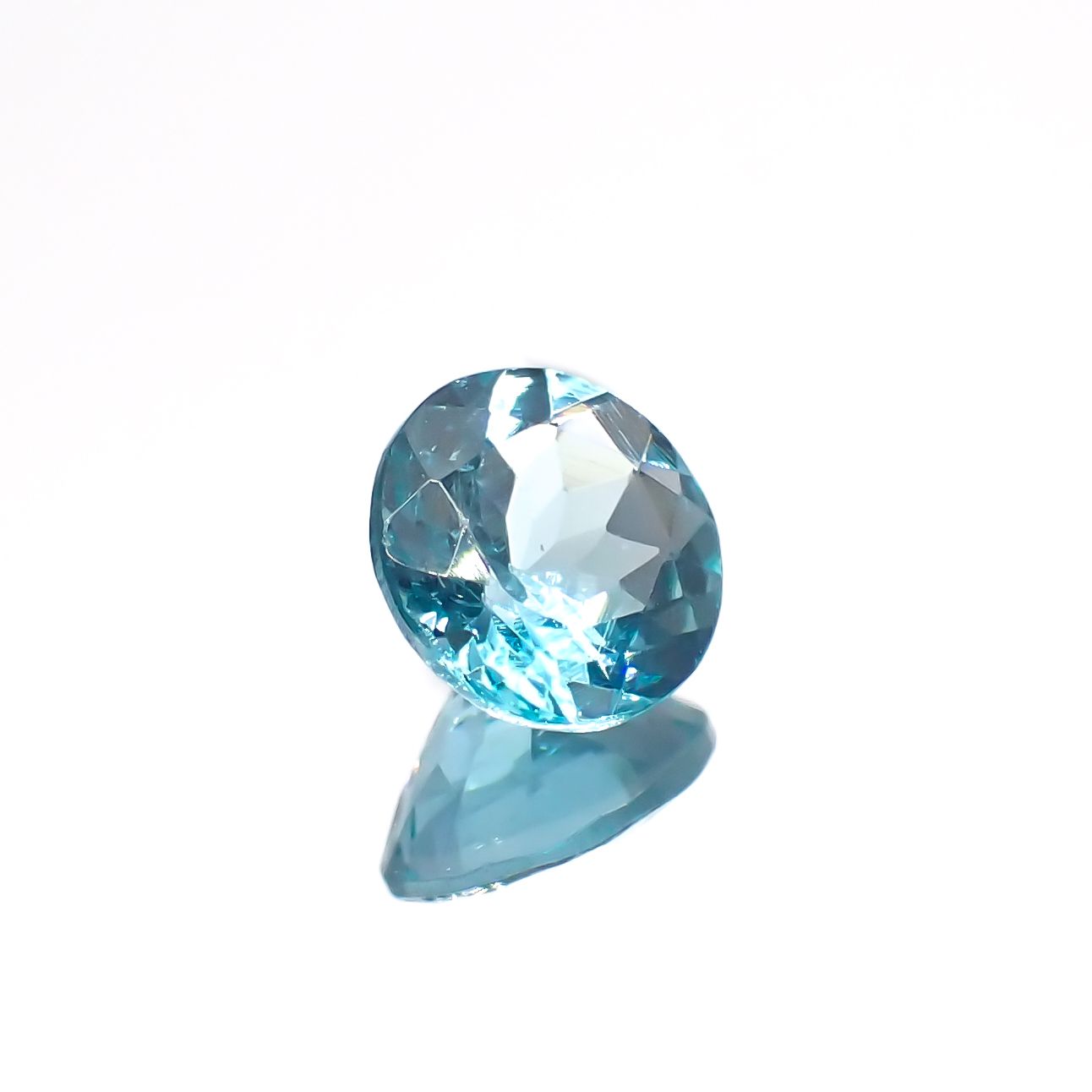 アパタイト(宝石名アパタイト)ブラジル産 1.19ct 識別済[230321341]6.8x6.8mm前後