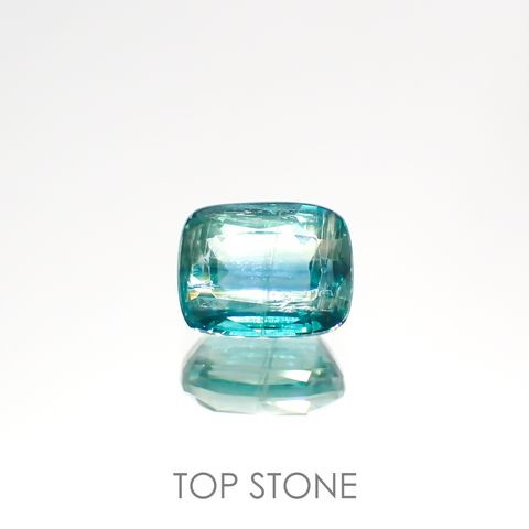 バイカラーカイヤナイト(宝石名カイヤナイト)ネパール産 1.63ct 識別済[220115369]7x5.5mm前後