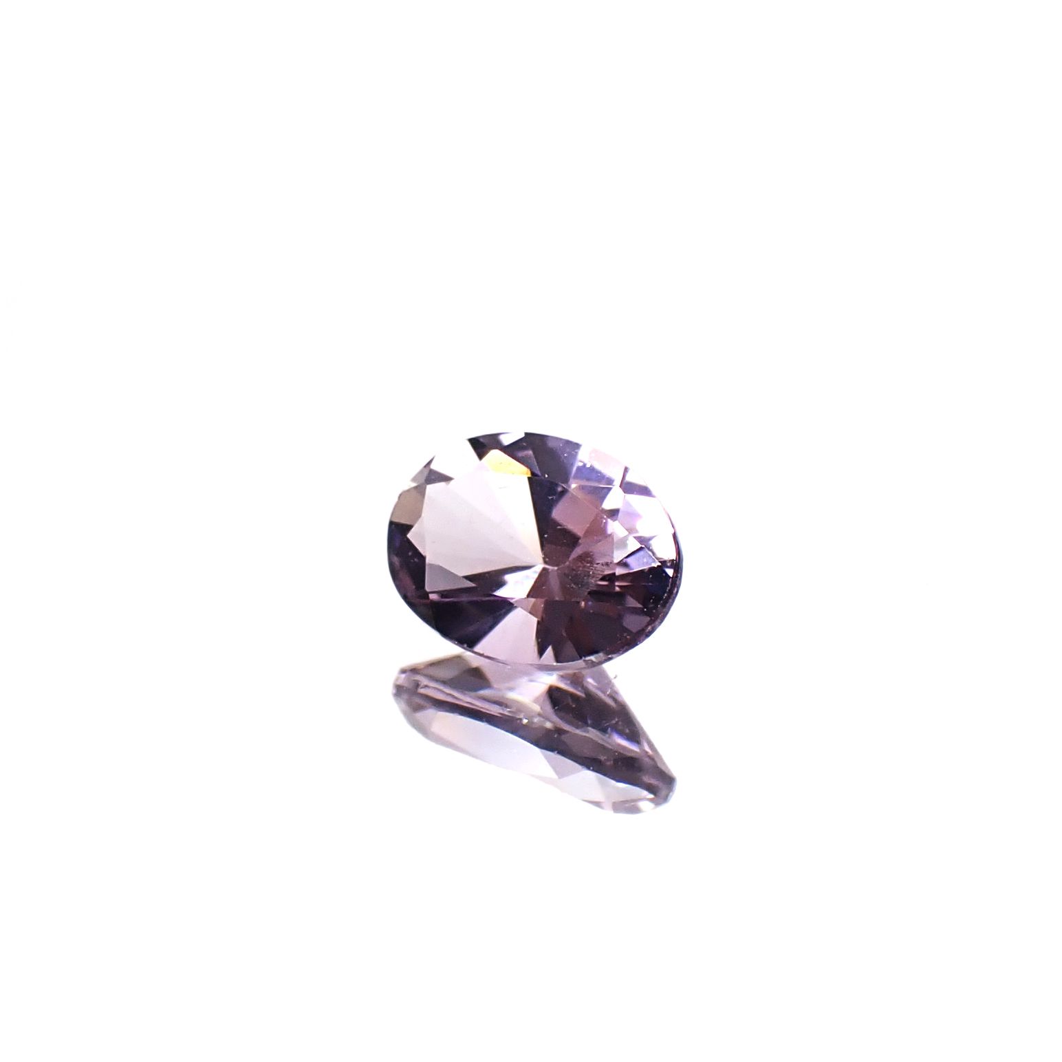 マリアライト(宝石名スキャポライト)スリランカ産 0.42ct 識別済[250330052]6.1x4.4mm前後
