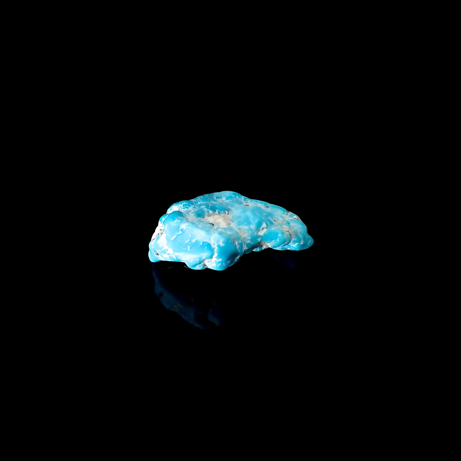 ターコイズ 原石 アメリカ・アリゾナ州キングマン産 10.32ct[240226371]18.2x13.3mm前後