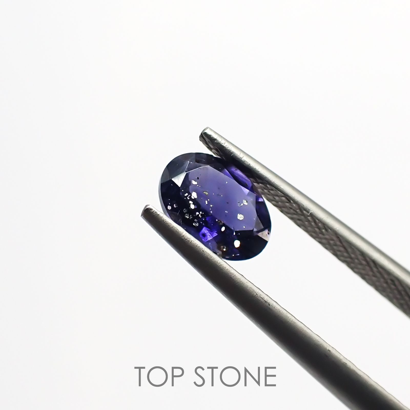 アイオライトサンストーン インド・ブラジル産 ルース 0.7ct[210611101]7.1×5.1mm前後