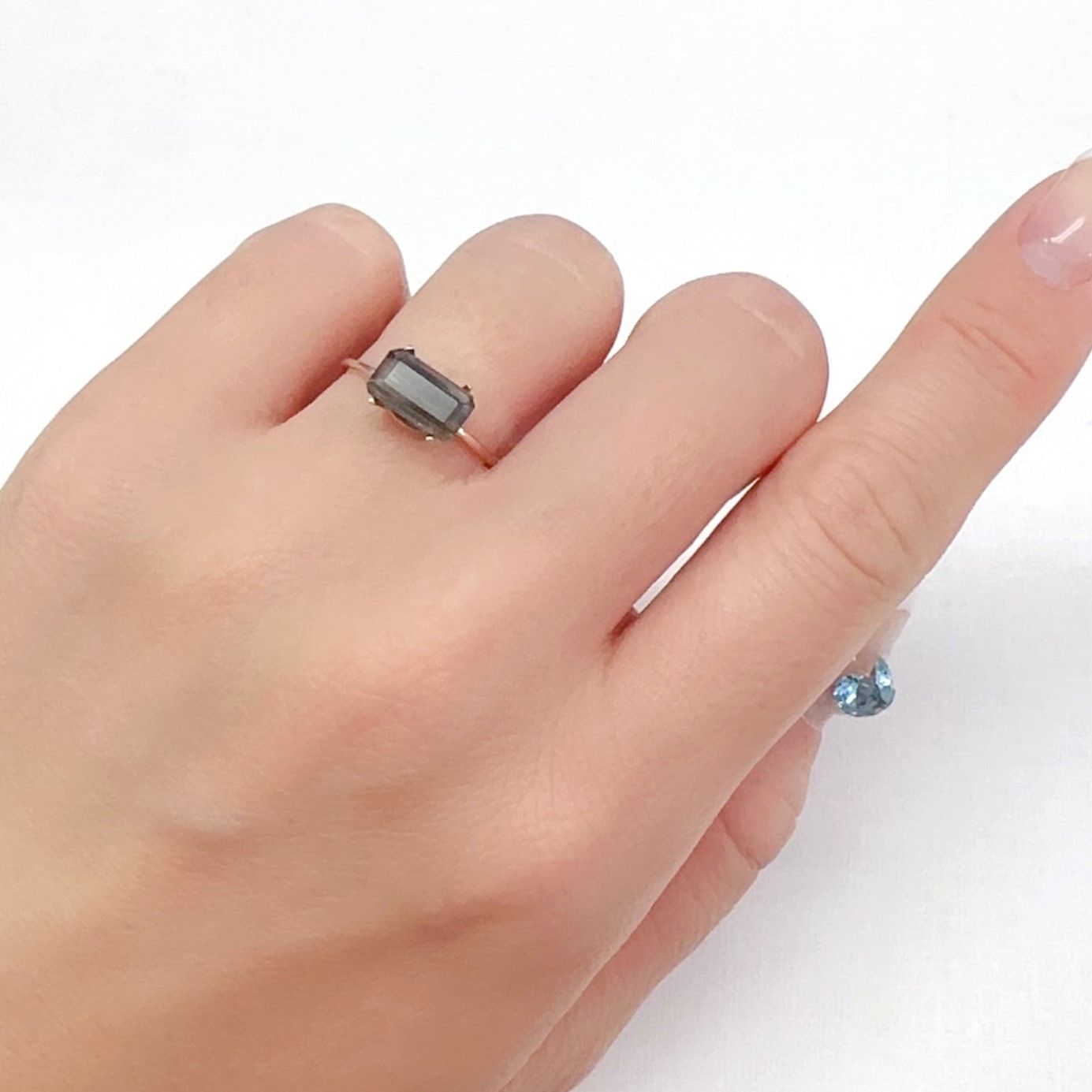 レインボースキャポライト ブラジル産 1.47ct [240326866]8.9x5mm前後