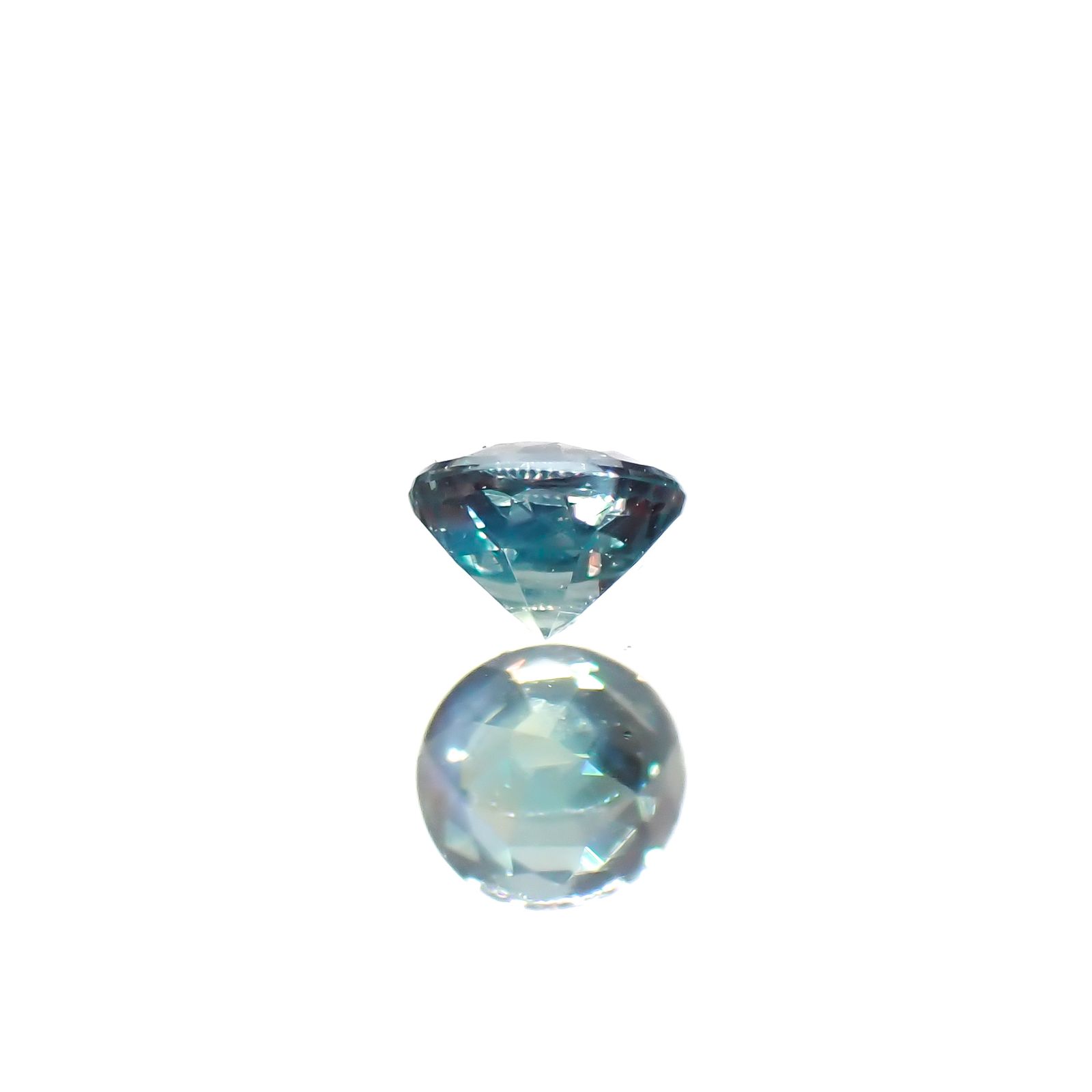 アレキサンドライト ブラジル産/EmeraldMains社製 0.078ct[240527629]2.5x2.5mm前後