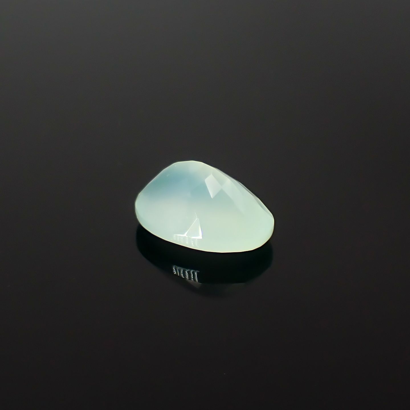 アクアプレーズ 南アフリカ産 6.05ct / 14x10.1mm前後 [260432011]