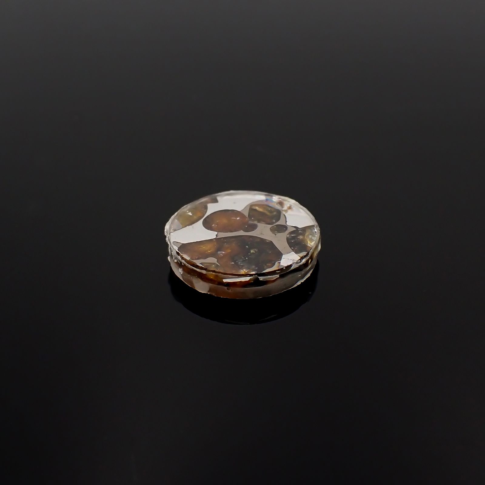 パラサイト隕石Sericho トリプレット 発見地：ケニア 4.13ct[231023672]12.2x12.1mm前後
