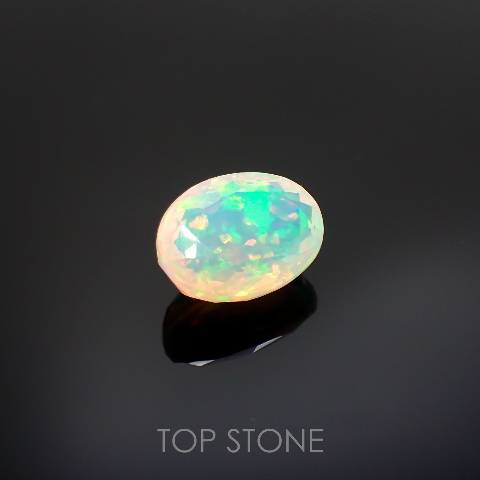 エチオピアオパール(宝石名オパール)エチオピア産 2.85ct 識別済[220114784]11.8x8.6mm前後