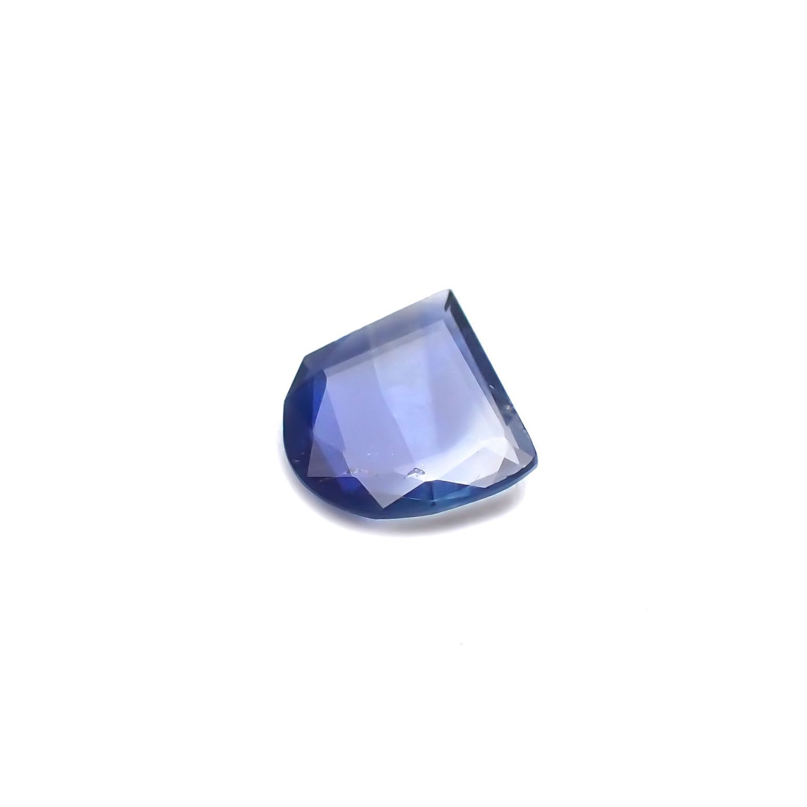 ◇カスタムカット◇サファイア(宝石名サファイア) マダガスカル産 0.57ct 識別済[210913200]5.9×5.5mm前後
