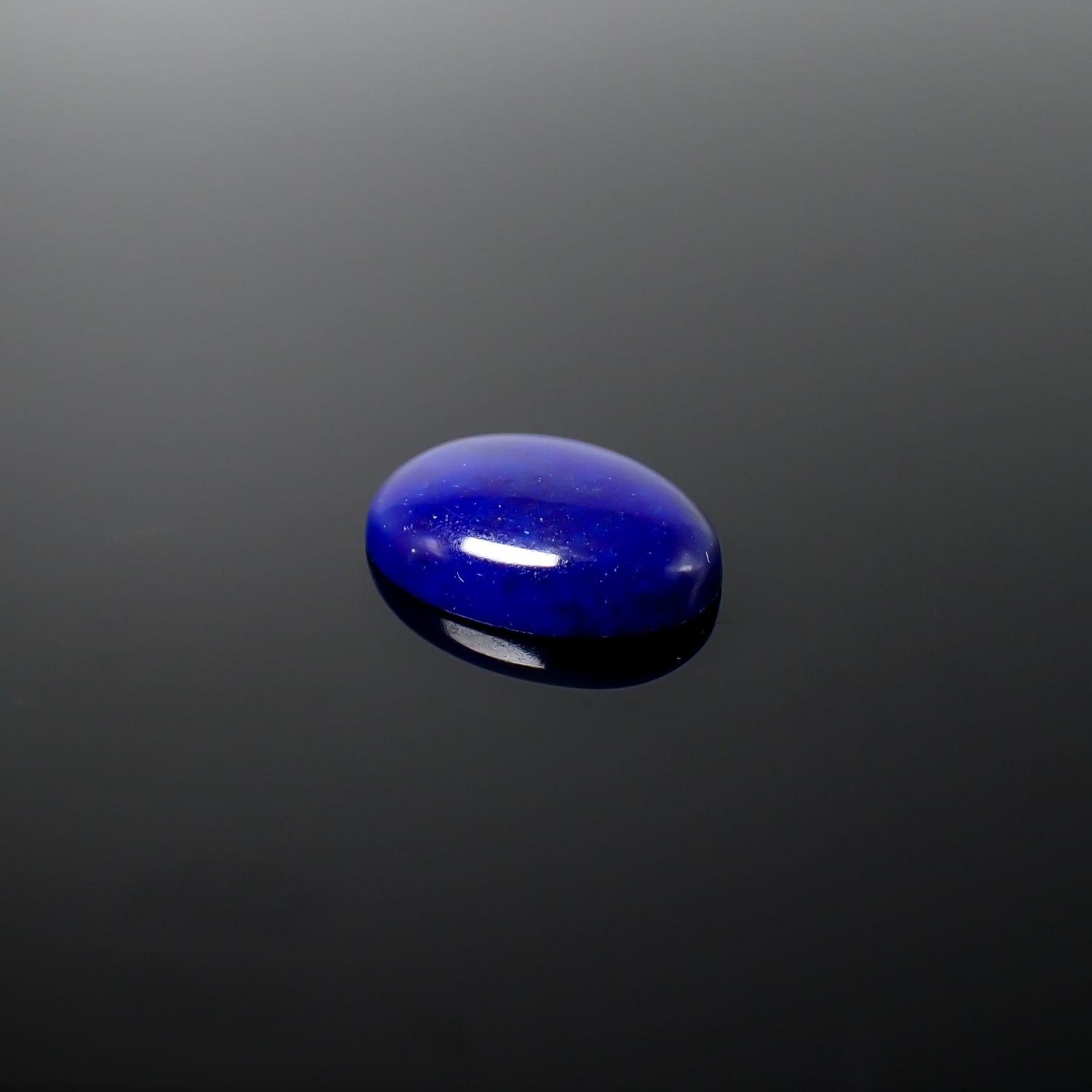 ラピスラズリ アフガニスタン産 9.66ct / 18.1x13mm前後 [260832890]